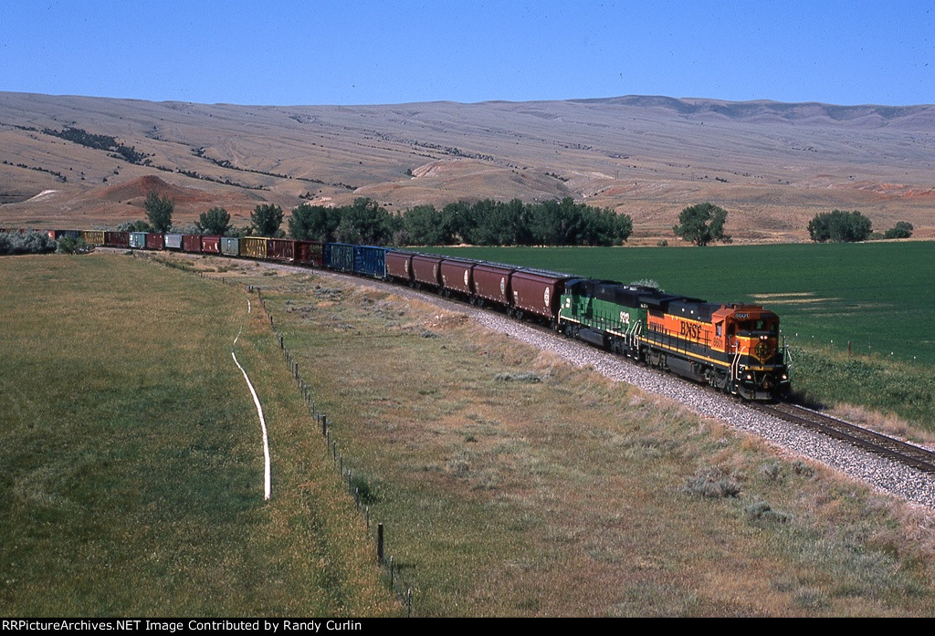 BNSF 8601 M DENLAU 1-05A